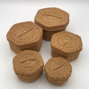 VTG‎ Sweet Grass/Sea Grass Hexagonal Nesting Baskets w/Lids Set of 5